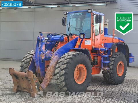 Doosan DL300 DUTCH DEALER MACHINE - NEW WATER PUMP