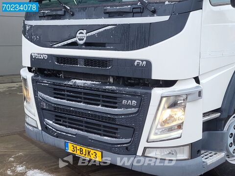 Volvo FM 330 4X2 NL-Truck Carrier Supra 1250 Multitemp