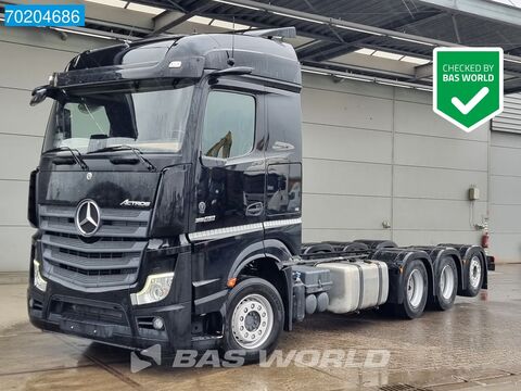 Mercedes-Benz Actros 2663 8X4 Full Air suspension Chassis PTO 