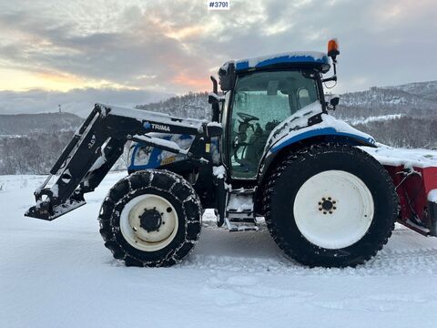 New Holland T6040