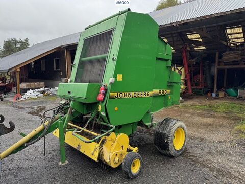 John Deere 590