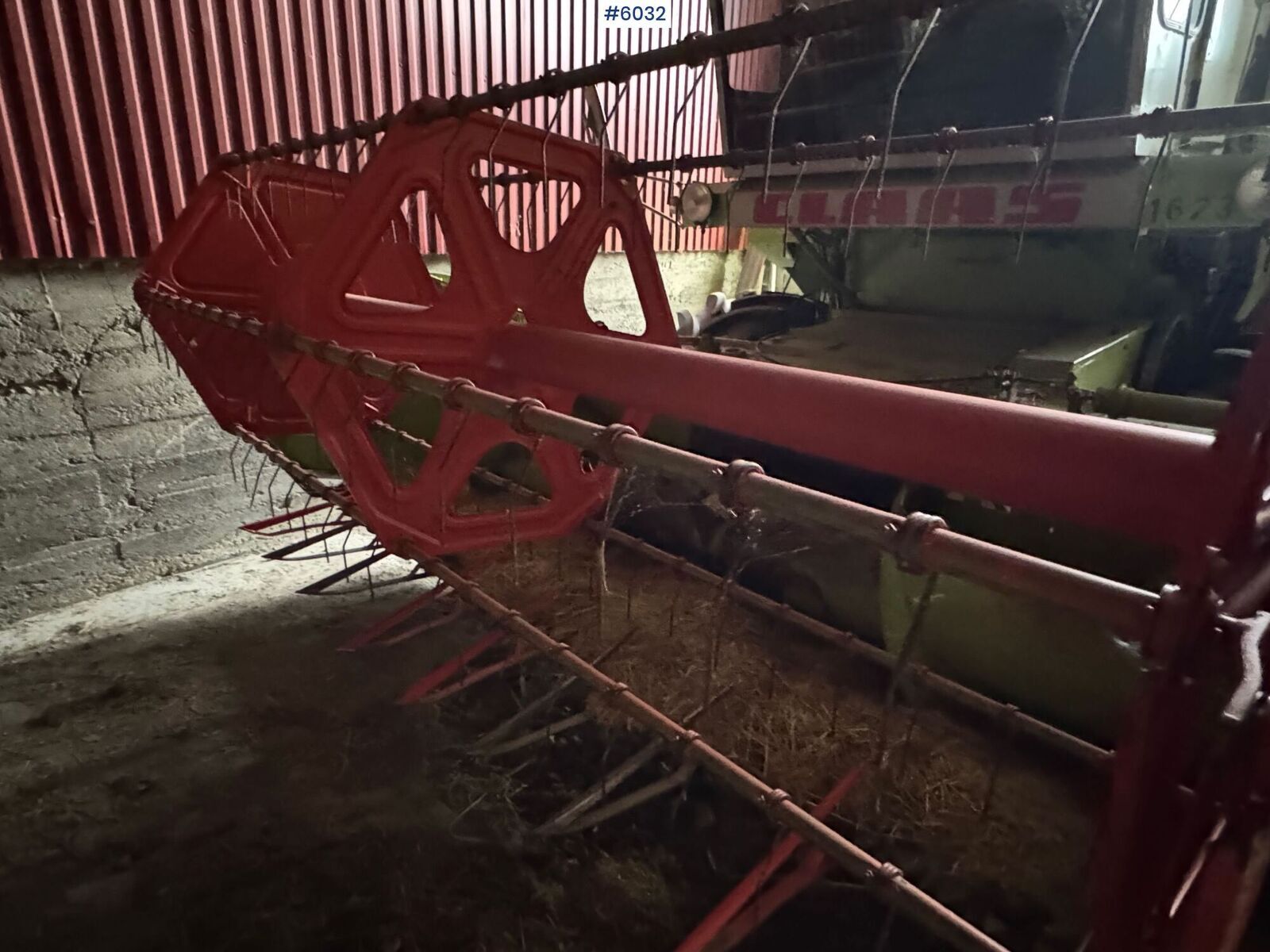Dominator 48 2