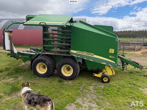 John Deere 678
