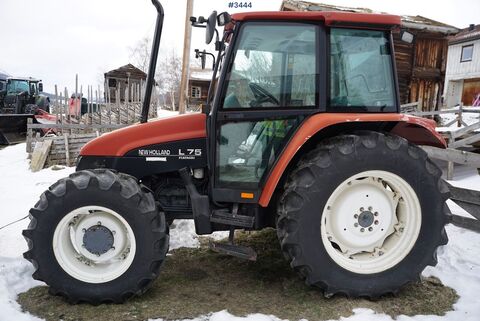 New Holland L75 4x4