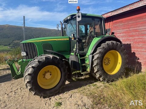 John Deere 6820