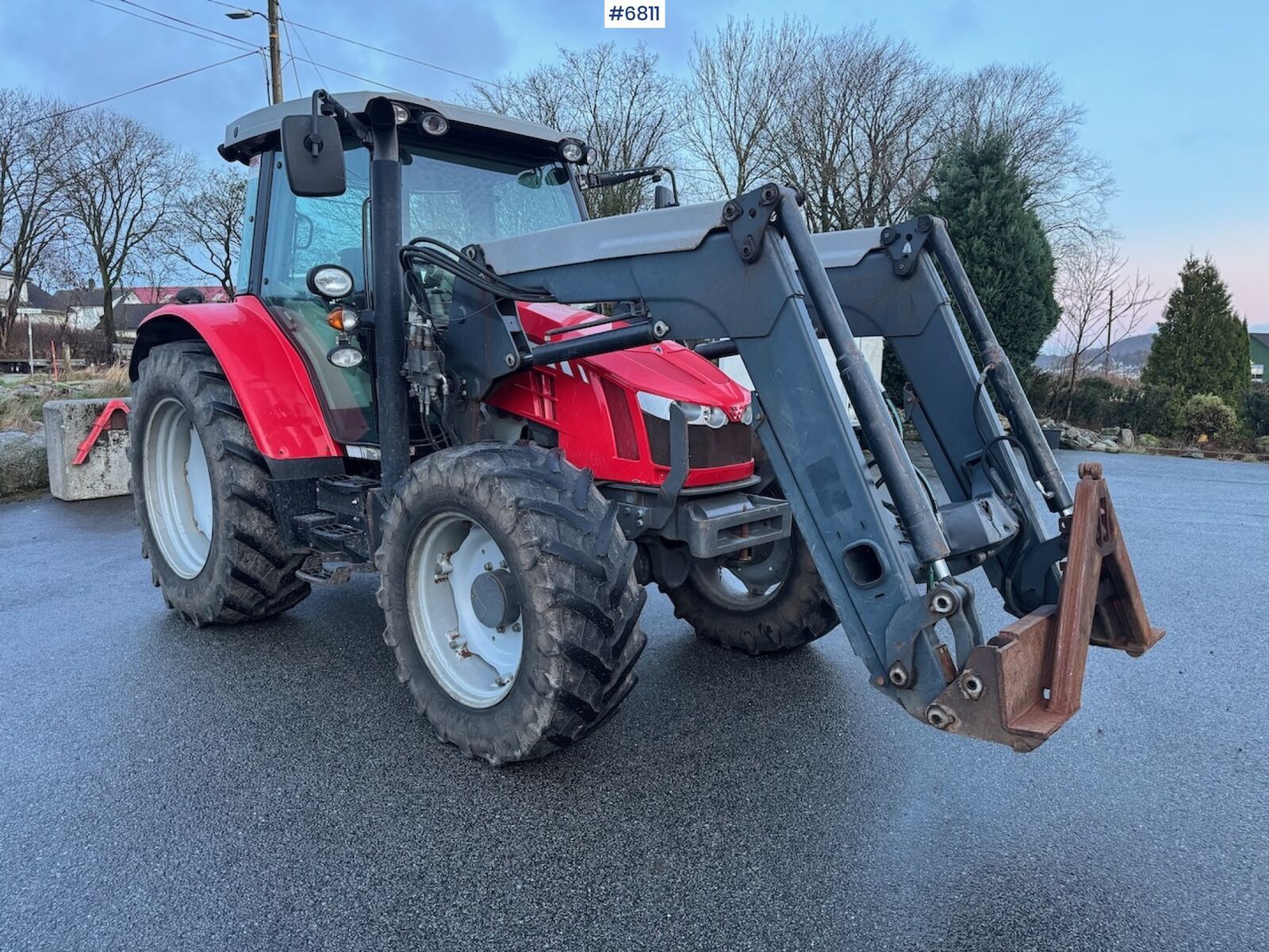 Massey Ferguson 5610 Dyna-4 m 3