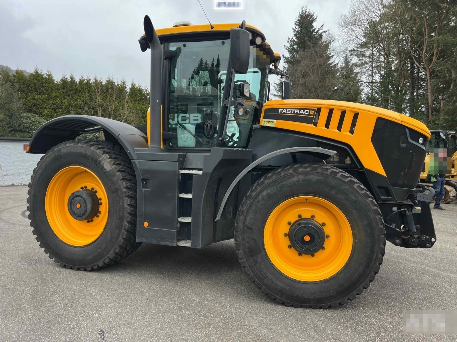 JCB Fastrac 8330 2