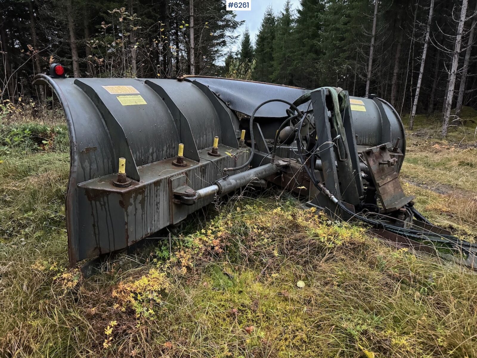 UV-320 3