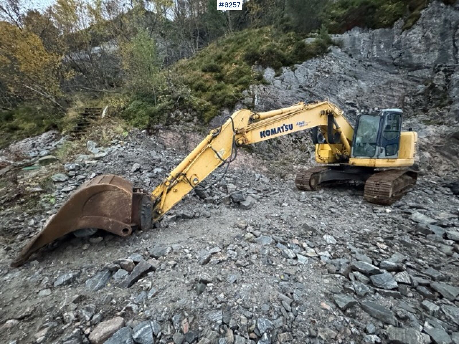 Komatsu PC228 USLC-3k 1