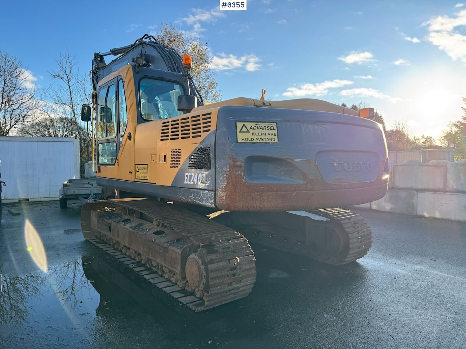 Volvo EC240BNLC 3
