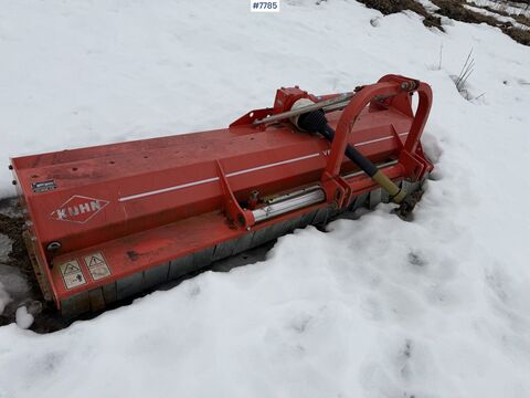 Kuhn VKM 305