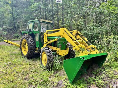 John Deere 2130