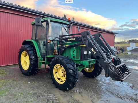John Deere 6210 SE