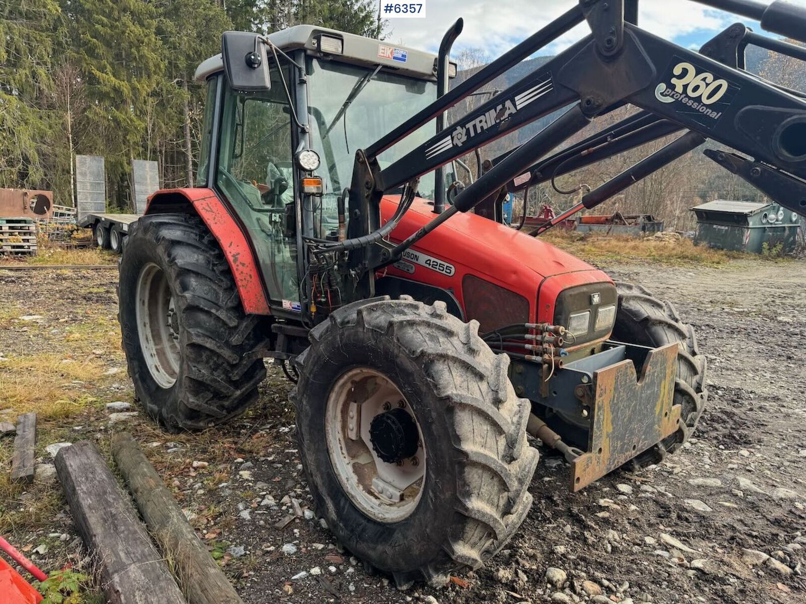 Massey Ferguson 4255 1