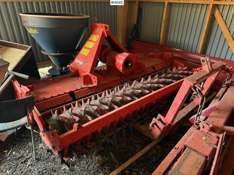 Kuhn HRB252D