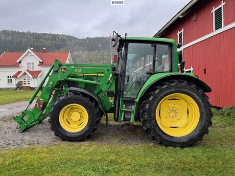 John Deere 6320