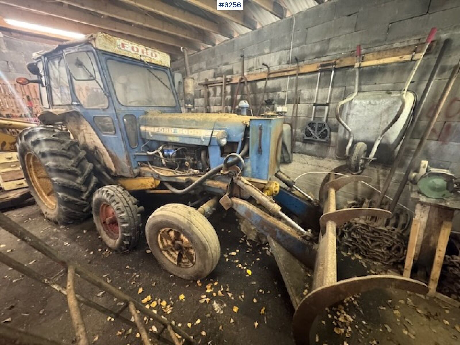 Ford 5000 2