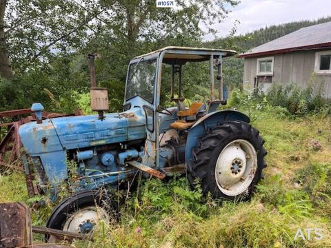 Ford 2000 2x4 traktor rep objekt