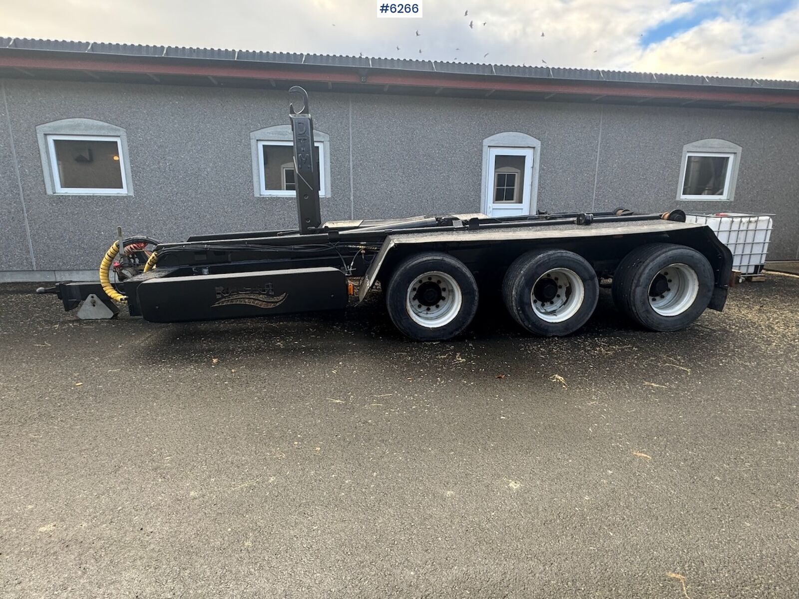 3 akslet traktor-containerhenger m/ krok 2