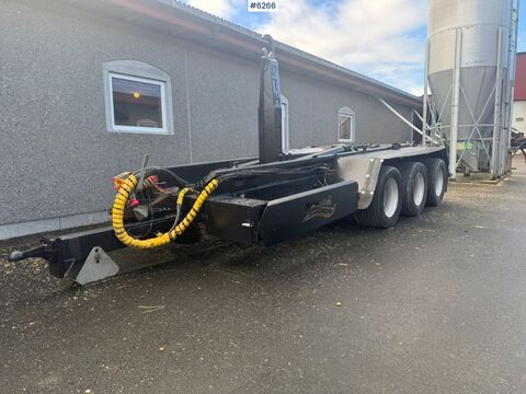 Sonstige 3 akslet traktor-containerhenger m/ krok