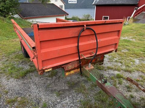 9479-7efcb8c0a7133d0f40b01d424dc9cf77-6126993
