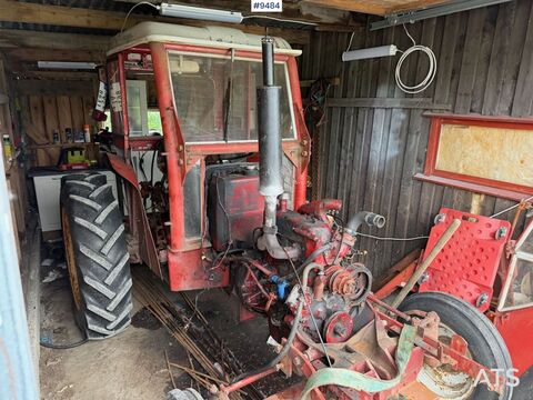 Case IH Harvester 444