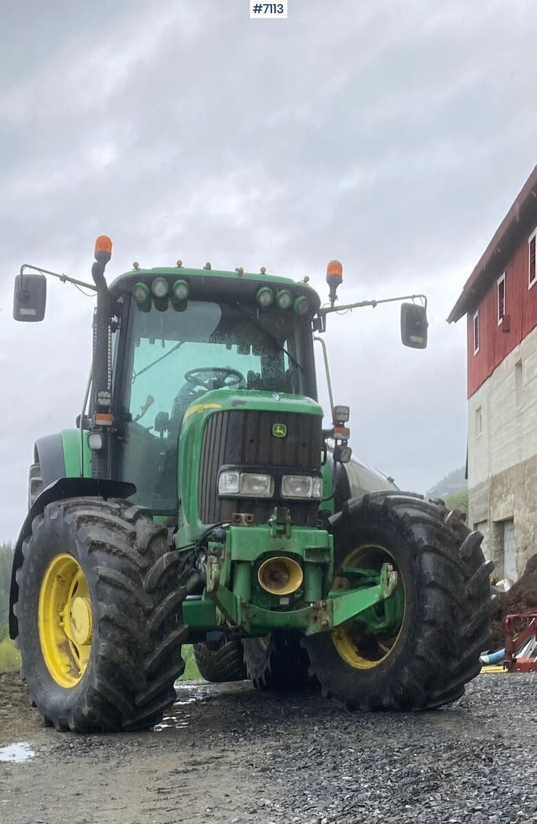 John Deere 6820 2