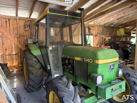 John Deere 1140