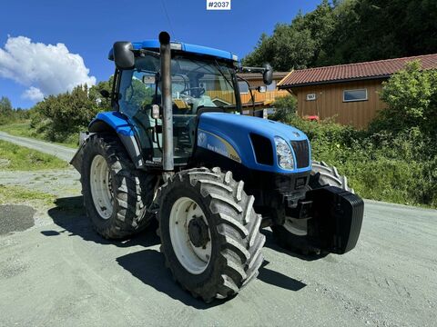 New Holland T6040