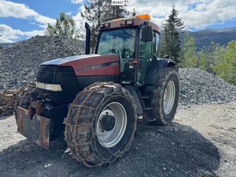 Case IH MX 135 Maxxum