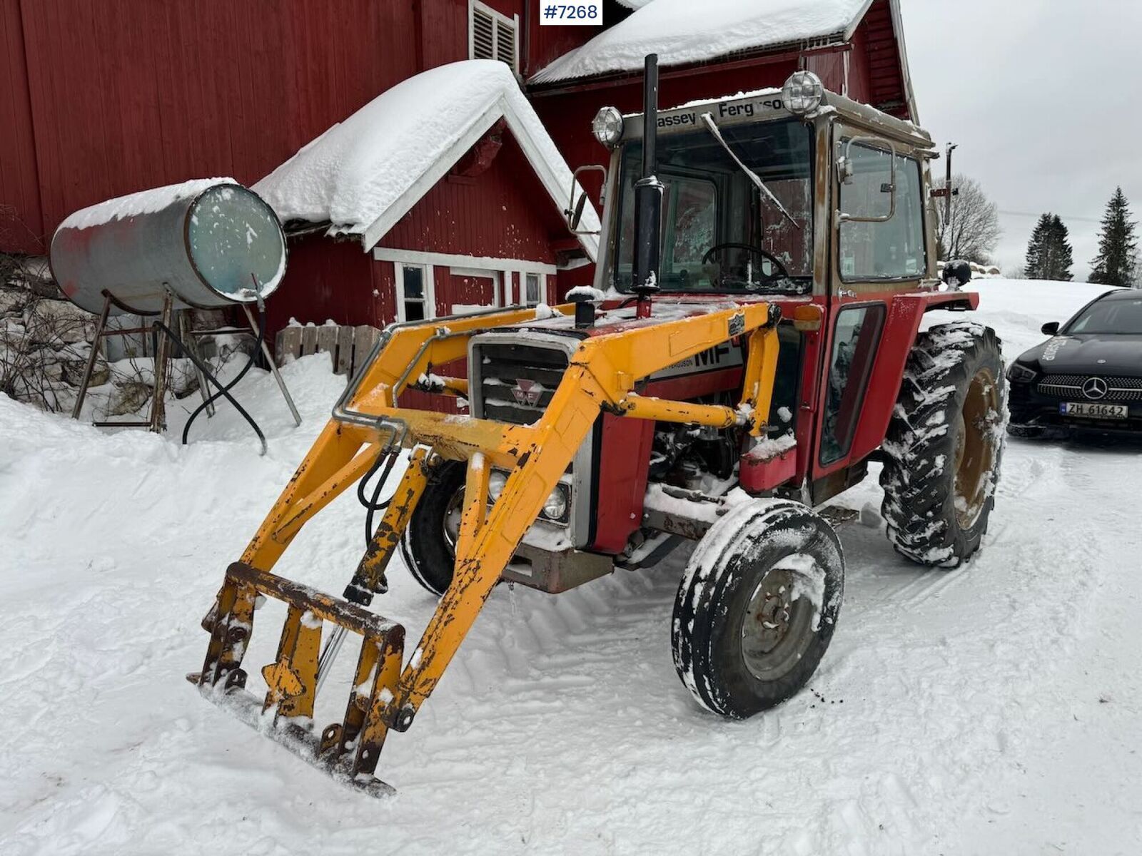 Massey Ferguson 550 3