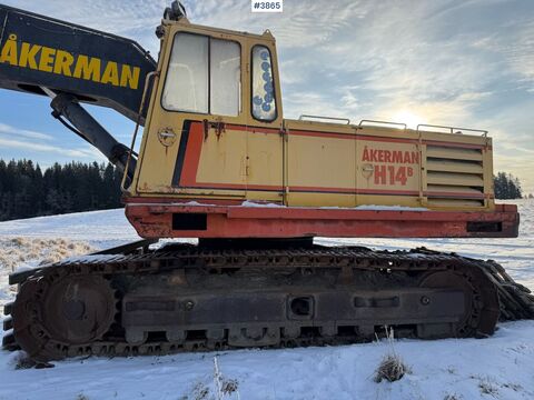 9479-b130e64e6918b7cd7cf6333271f7e1c3-5324226
