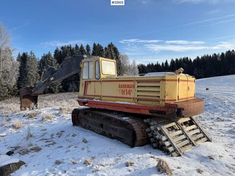 9479-b130e64e6918b7cd7cf6333271f7e1c3-5324226
