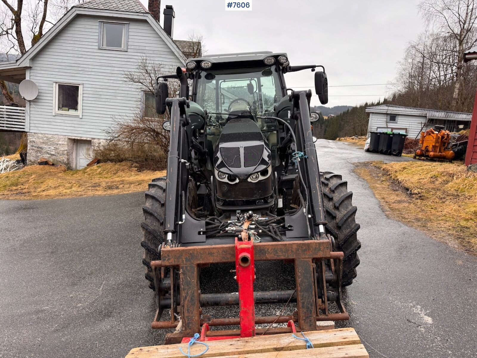 Massey Ferguson 5713 S Dyne 4 Next Edition 3