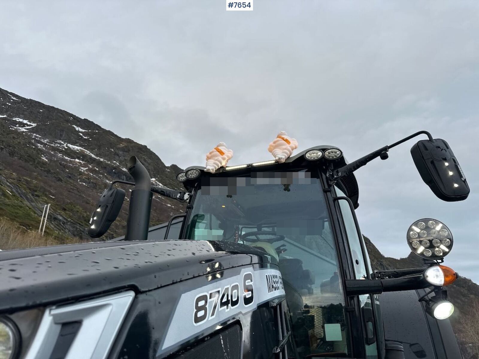 Massey Ferguson 8740 3