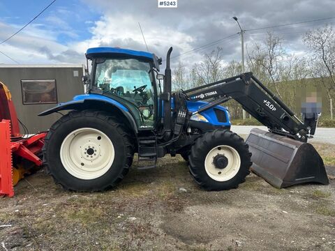 New Holland TS135