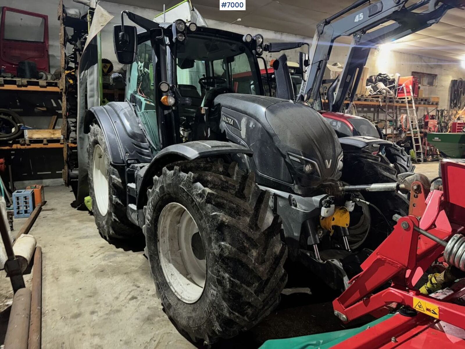 Valtra N174 2