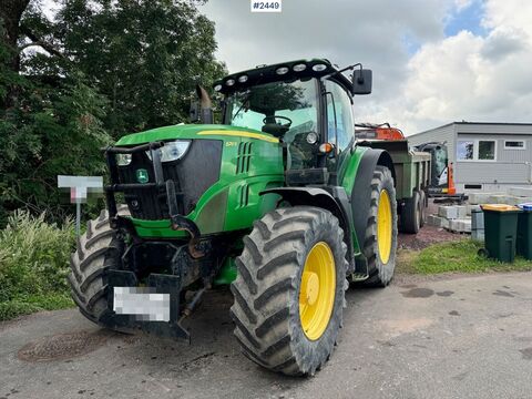 John Deere 6210R