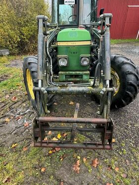 John Deere 2040