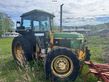 John Deere 2140