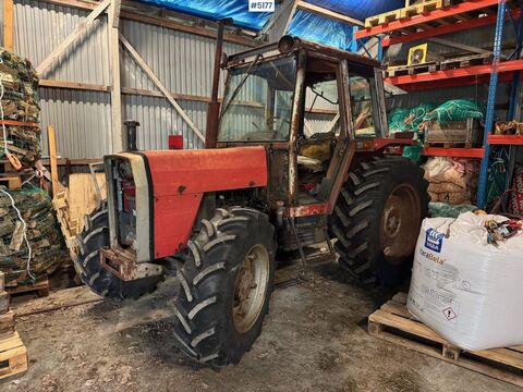 Massey Ferguson 675