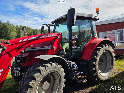 Massey Ferguson 5713S