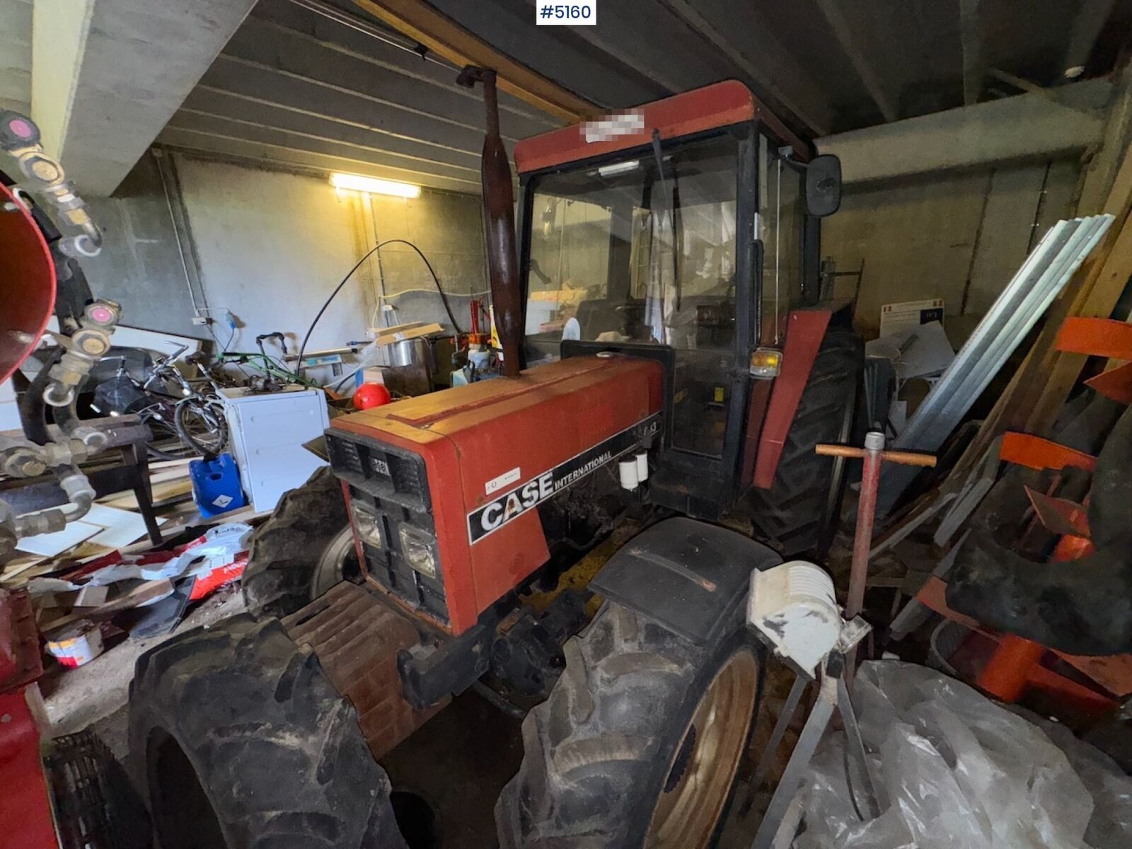 Case IH International 833 3