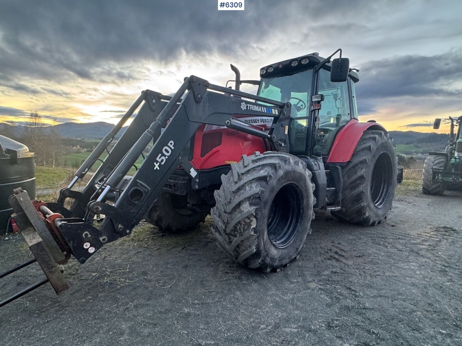 Massey Ferguson 6465 Dyna-6 1