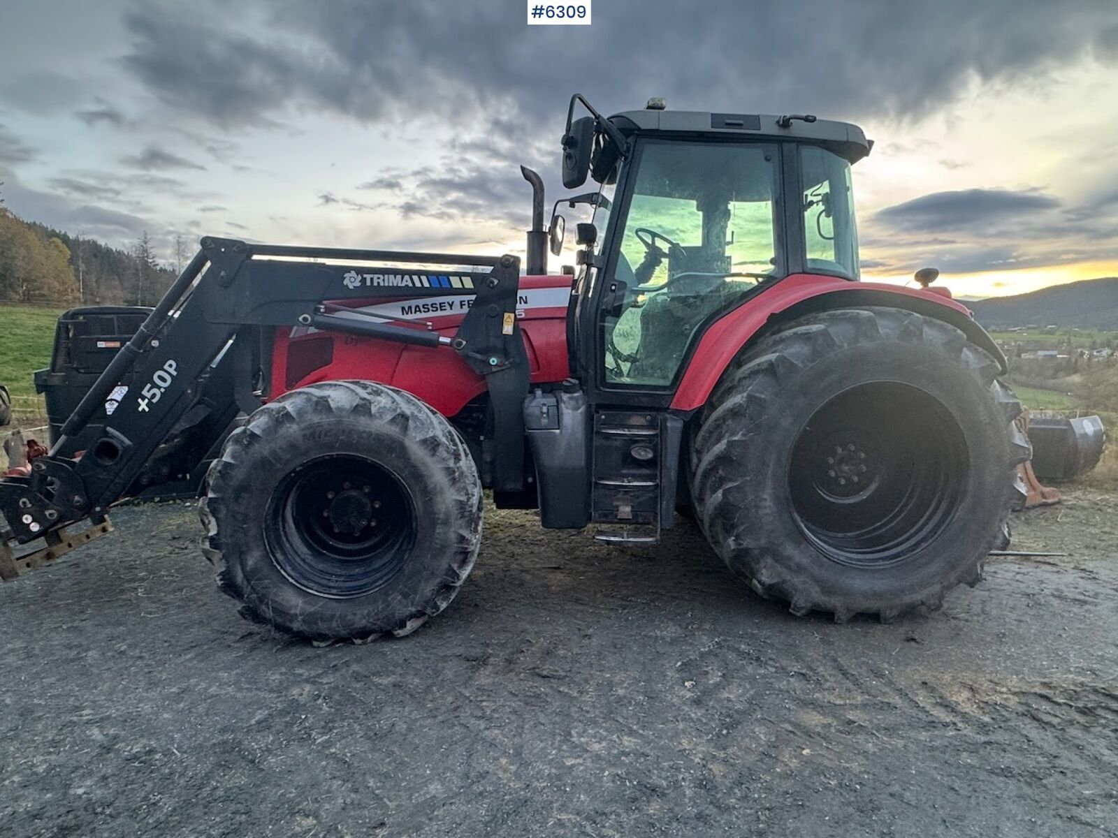 Massey Ferguson 6465 Dyna-6 2