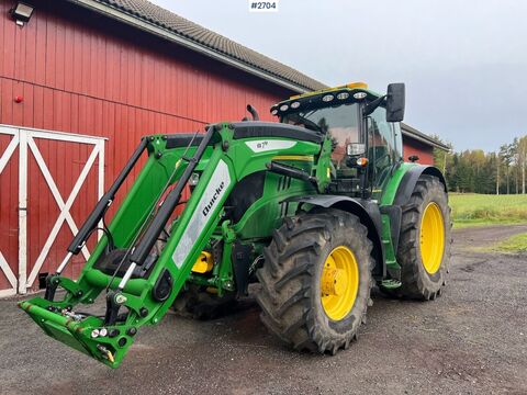 John Deere 6215R 