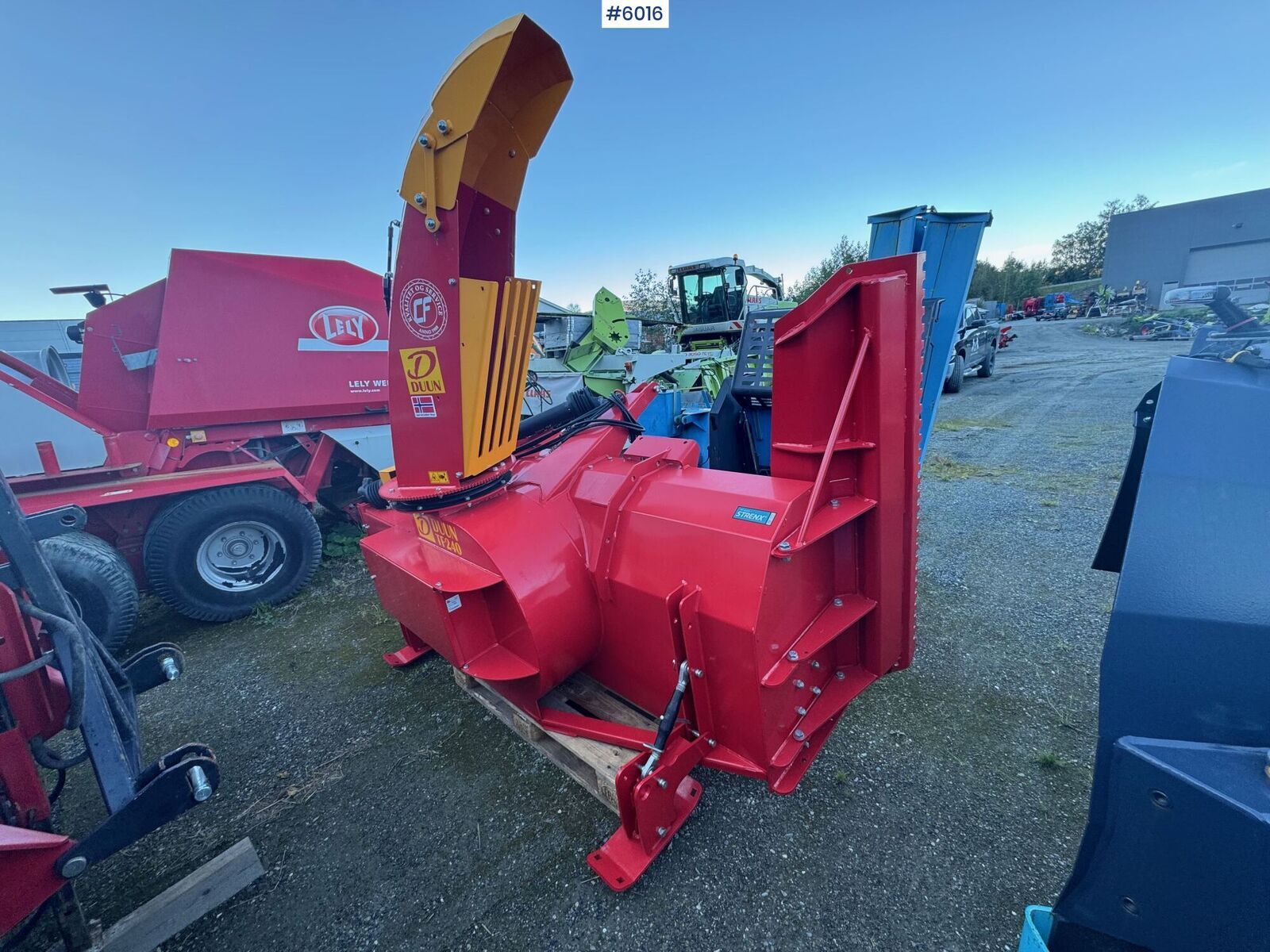 TF240 1