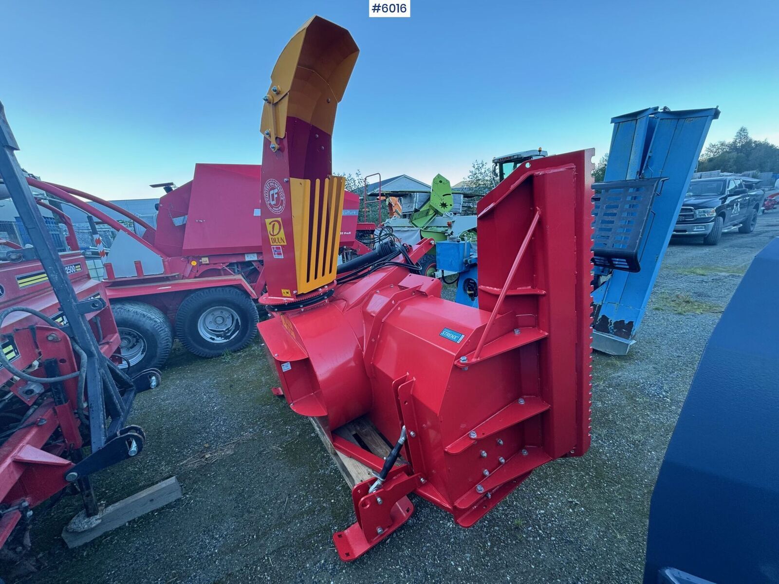 TF240 2