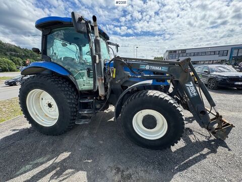 New Holland TS135A