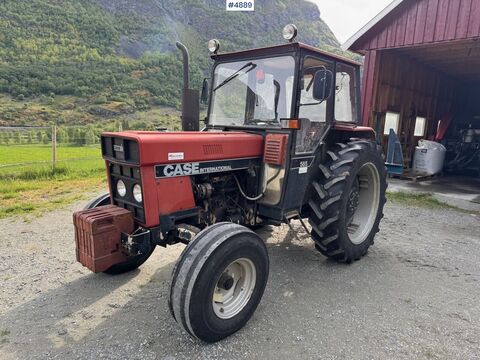 Case IH 585